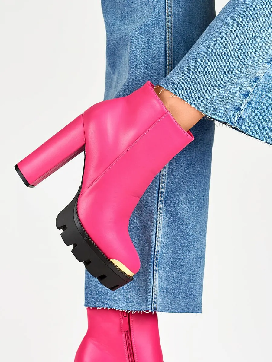 Heel boots model 189133 PRIMO